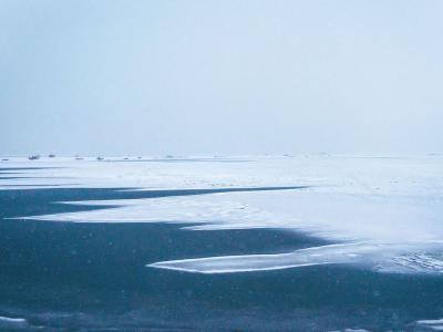 Il ghiaccio in formazione sulla laguna di Barter Island