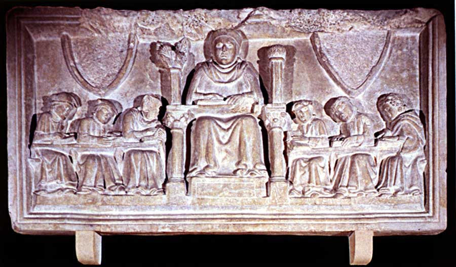 Lapide sepolcrale del giurista Bartoluzzo de' Preti. Bologna, San Francesco