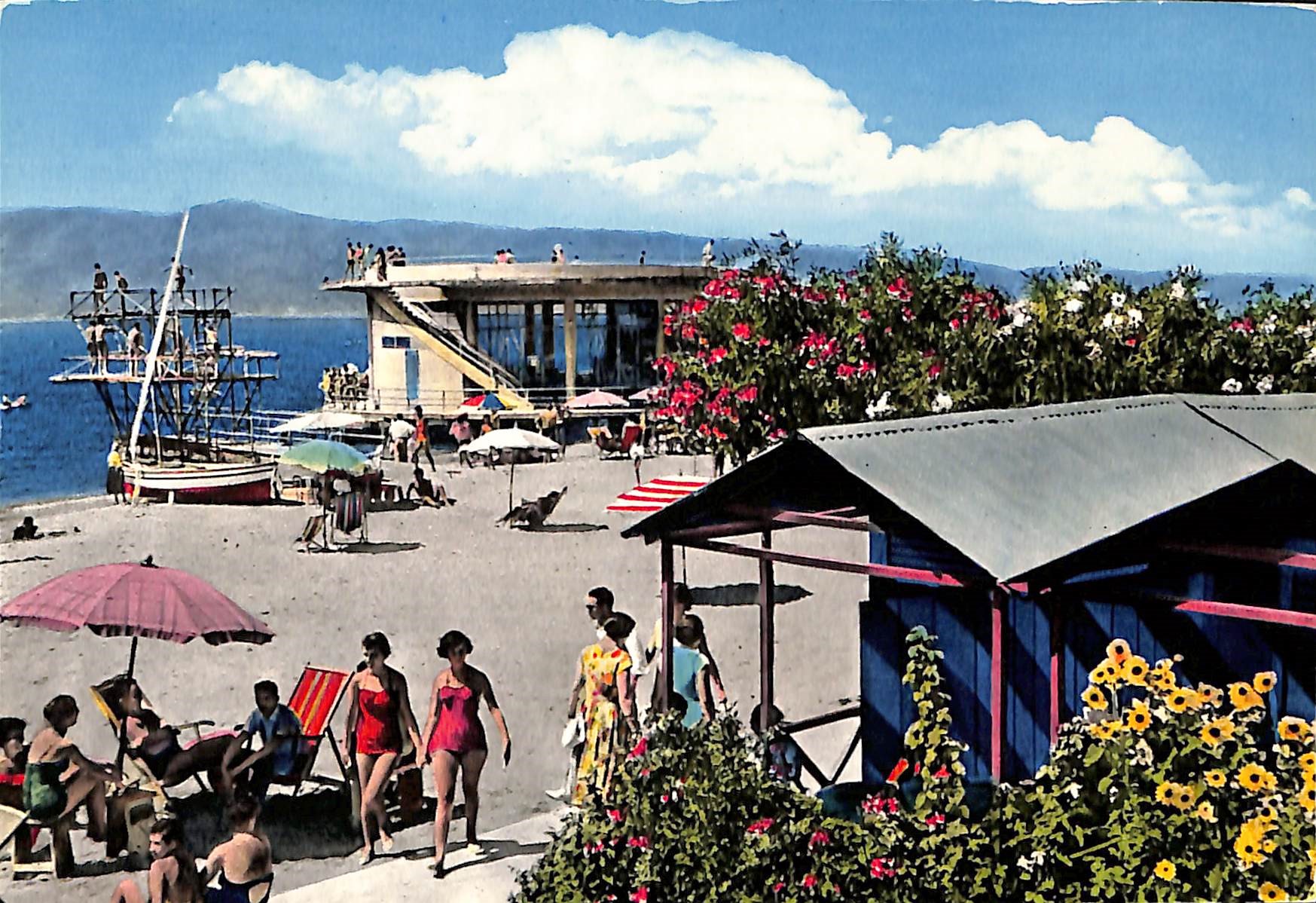 Reggio Calabria, Lido con bagnanti, ASRC, Raccolta cartoline fotografiche dono Agazio Trombetta, b.2, f.9, n.31, s.d.