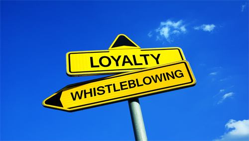 Nuove frontiere del licenziamento disciplinare: il c.d. “whistleblower”. Etica e tutele Nuove frontiere del licenziamento disciplinare: il c.d. “whistleblower”. Etica e tutele