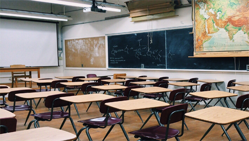 Age Differences in Responding to the Literary Character: Secondary School Pupils Vs. University Students Age Differences in Responding to the Literary Character: Secondary School Pupils Vs. University Students