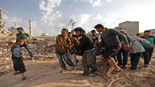 Siria, 560mila morti. Lealisti uccisi tanto quanto i ribelli Siria, 560mila morti. Lealisti uccisi tanto quanto i ribelli