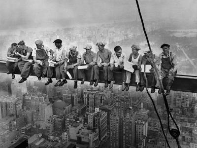 ©Charles C. Ebbets, Lunch Atop a Skyscraper, 1932, New York City 