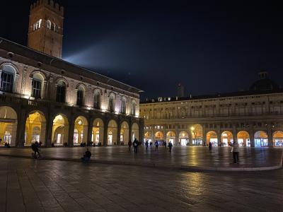 Piazza Maggiore, Bologna