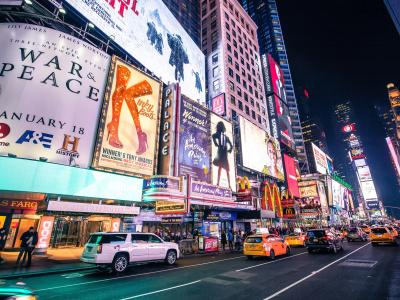 Broadway (FONTE FOTO: https://unsplash.com/it/foto/piazza-dellora-di-new-york-N6t14kV_X68)