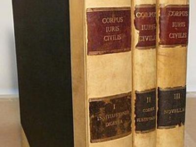 La più nota edizione “moderna” del Corpus Juris Civilis La più nota edizione “moderna” del Corpus Juris Civilis