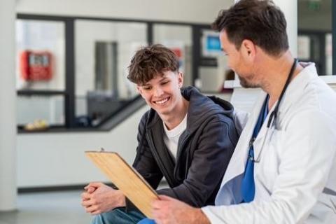 Certificato medico sportivo: cosa cambia nel 2026 tra novità normative e obblighi per le famiglie
