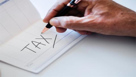 Frontalieri, la flat tax entra nel Tuir: dal 2027 imposta sostitutiva pari al 25% delle imposte pagate in Svizzera
