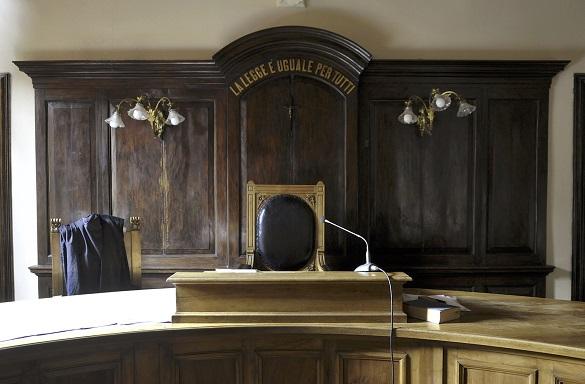 Come si scrive una lettera ad un avvocato